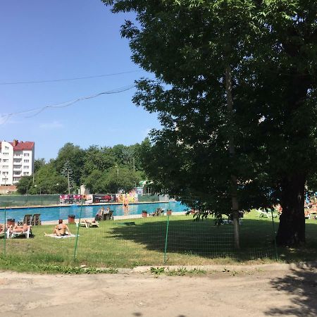 Chokolate Apartamento Lviv Exterior foto